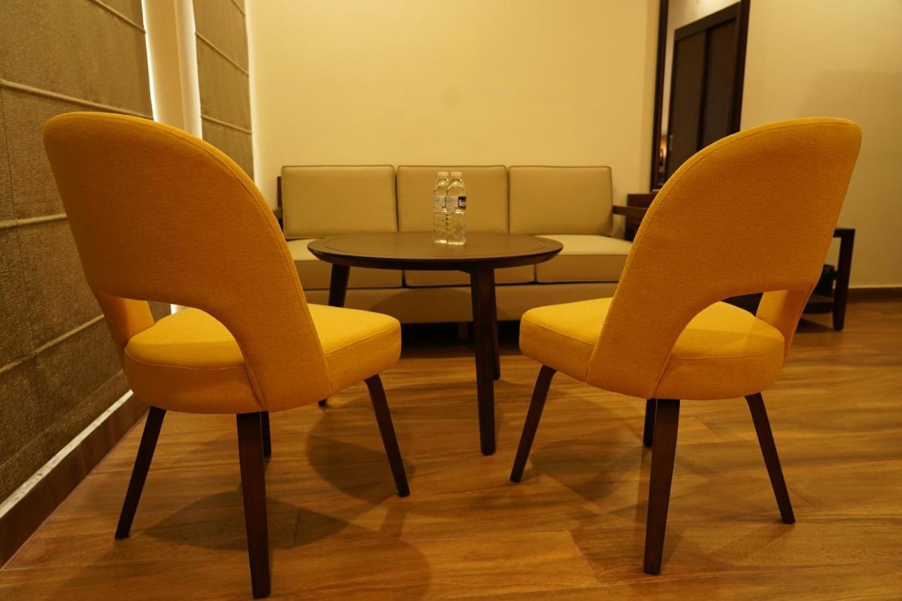 Hotel D Dev Vijayawāda Eksteriør billede